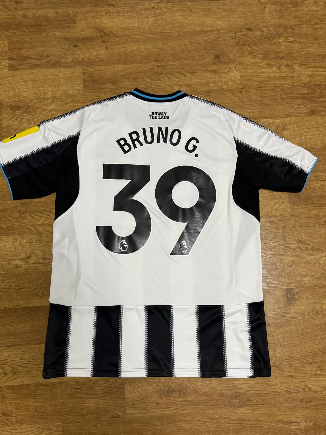 뉴캐슬 25-26시즌 홈 레플리카 기마랑이스 상품이미지2