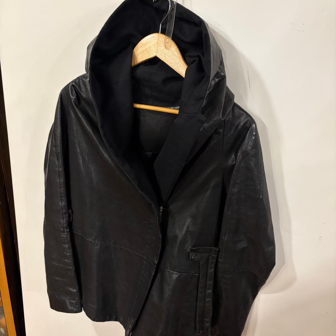 램스킨 후드레더 사선자켓 상품이미지2