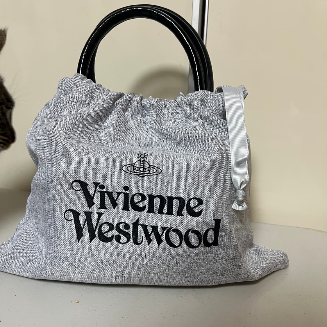 비비안웨스트우드 가방 블랙 페이던트 토트백 상품이미지7