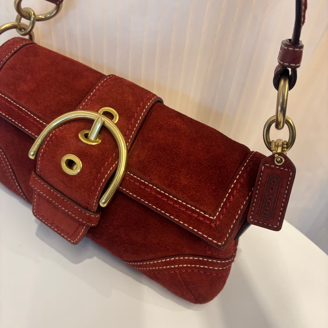 정품 코치 스웨이드 버클 숄더백     상품이미지3