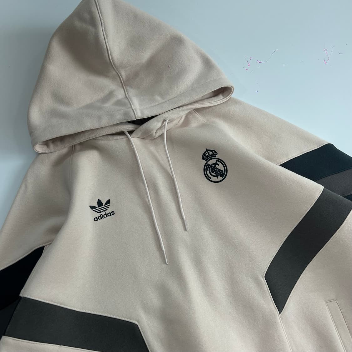 Adidas 아디다스 레알 마드리드 라이트 핑크 기모 후드티  상품이미지4