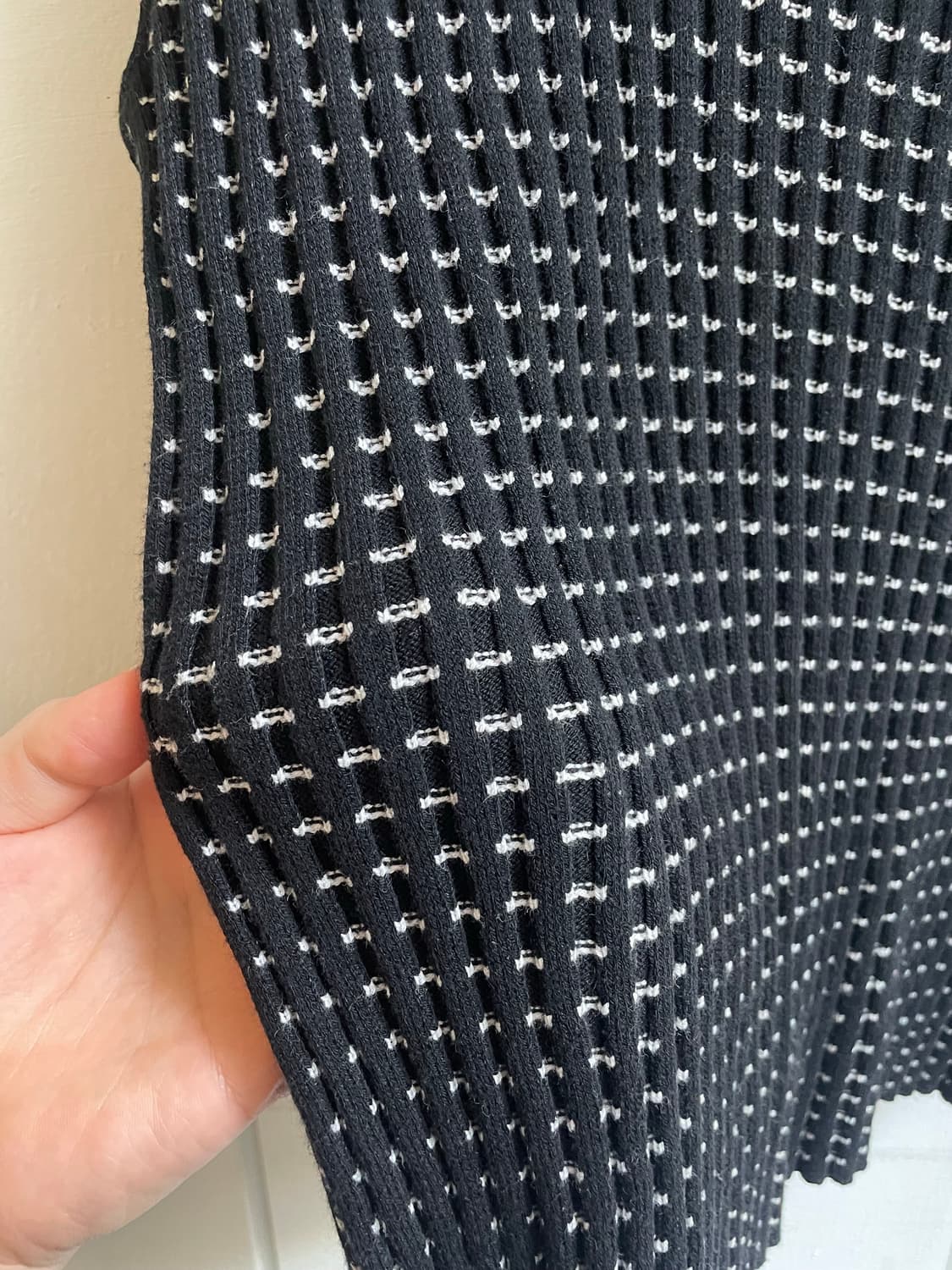 알마니 컬렉션 모크넥 골지 니트 나시 상품이미지6