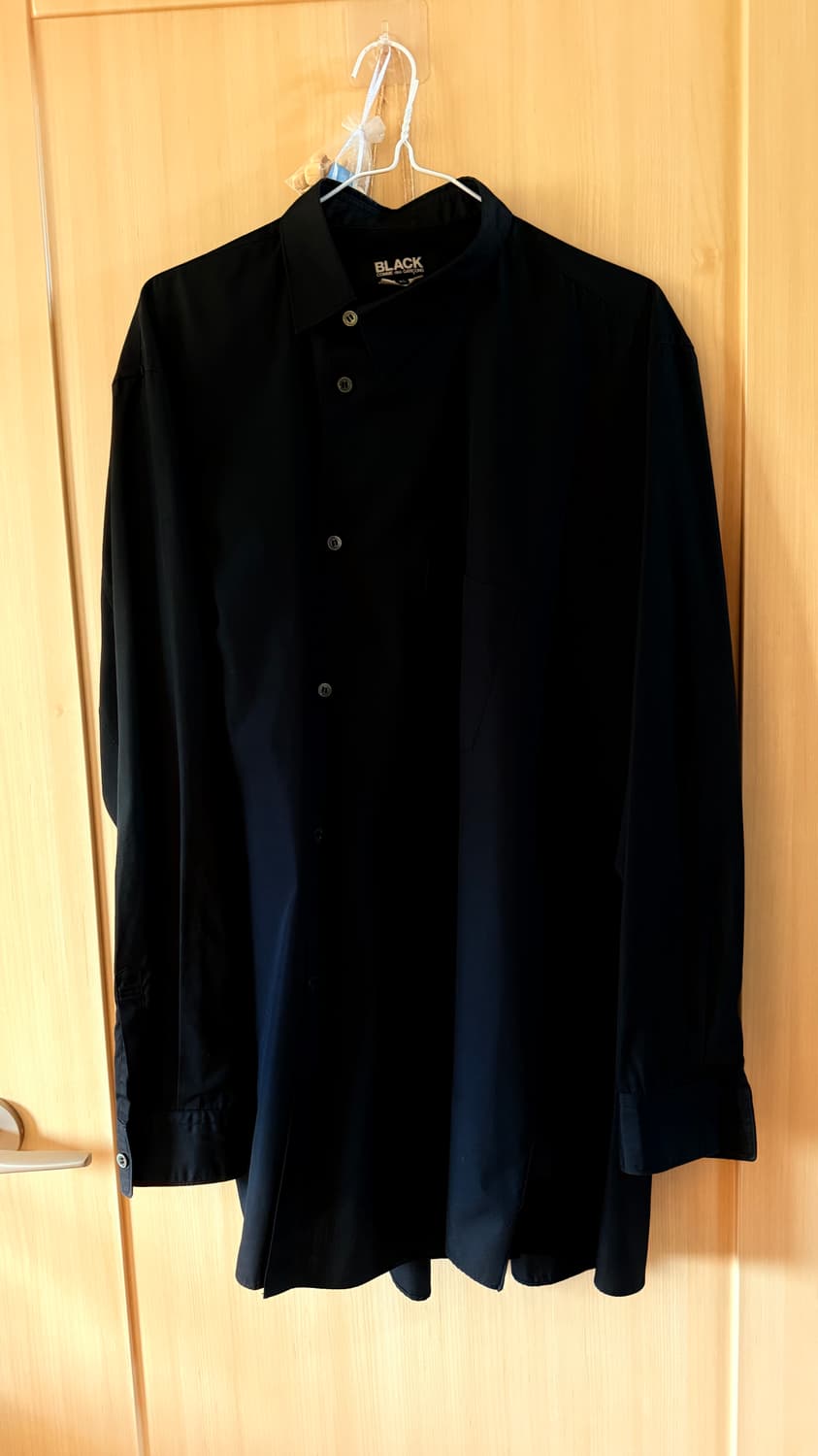 24SS 꼼데가르송 블랙 비대칭 셔츠 상품이미지1