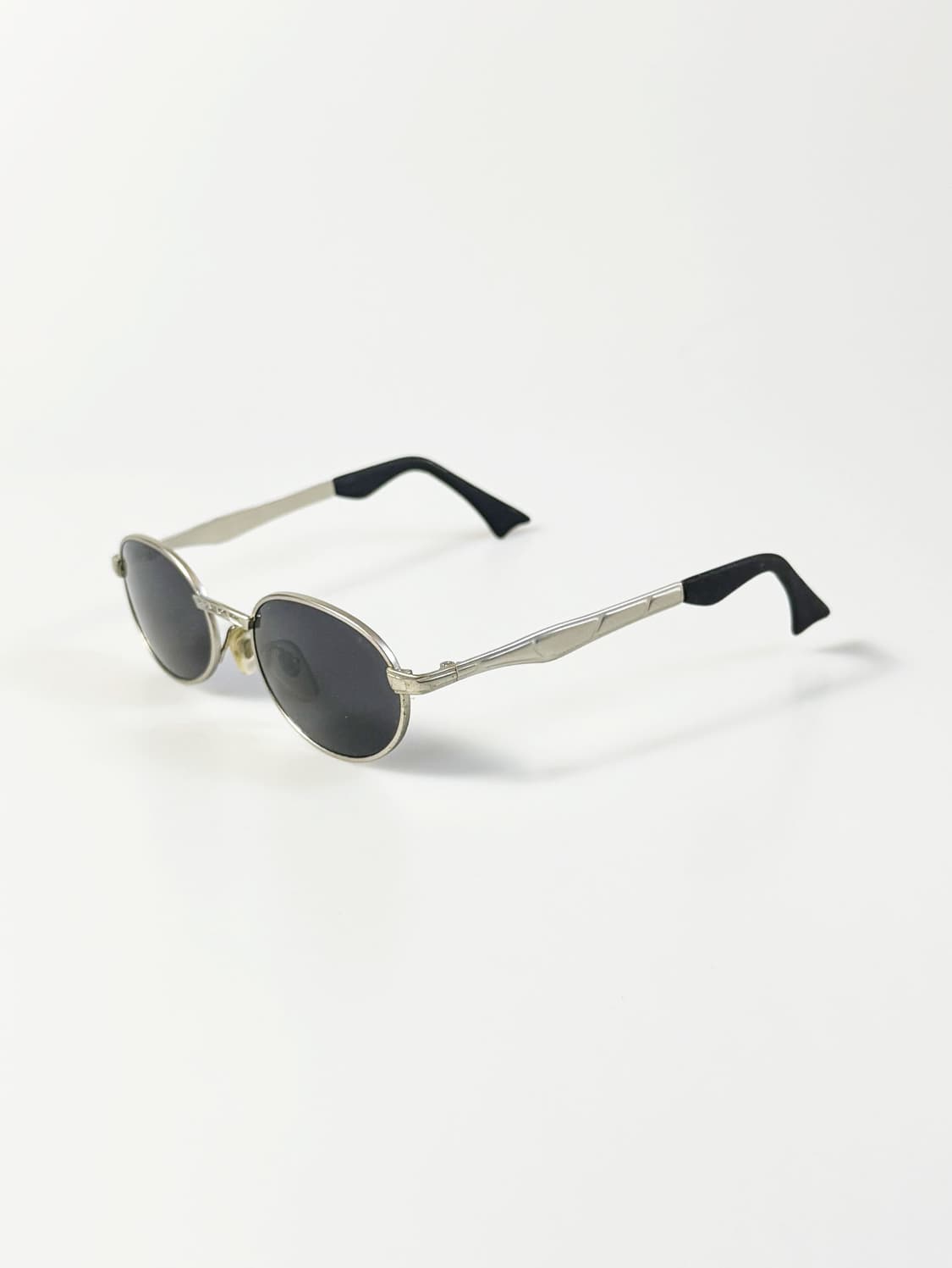90s 실버 슬림 오벌 메탈 프레임 빈티지 선글라스 상품이미지3