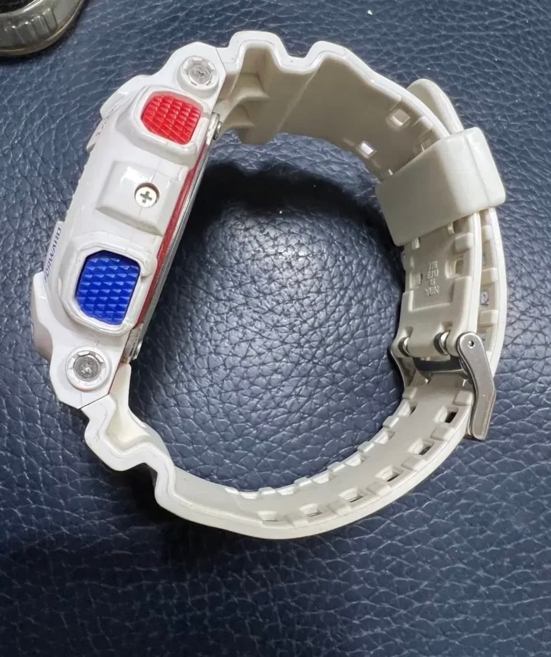 카시오 지샥 G-SHOCK 빅페이스 건담 상품이미지4