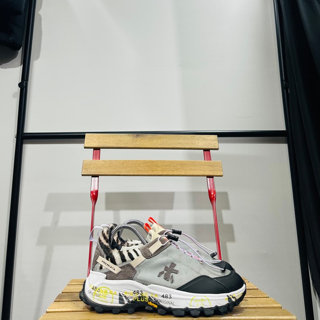 사이즈37) 프리미아타 운동화 여성 여자 신발 483 오리지널 상품이미지1