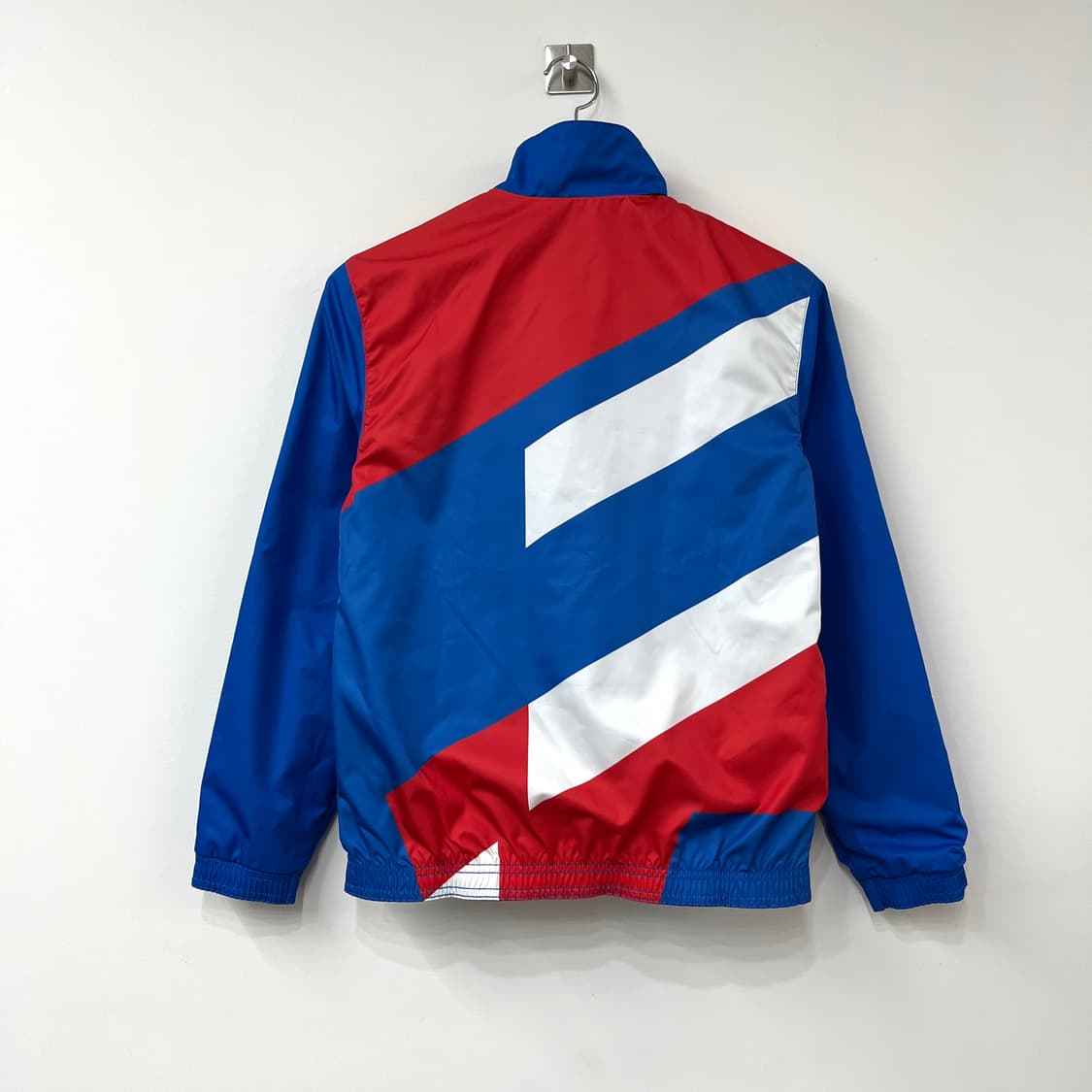 아디다스 22-23 바이에른 뮌헨 앤섬 리버시블 자켓 상품이미지7