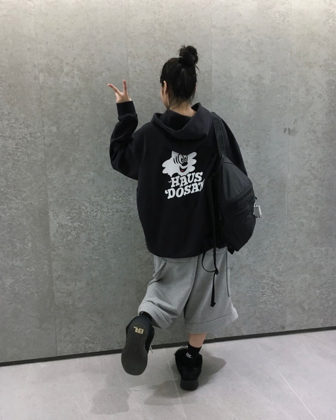 베르디 하우스도산 후드티 상품이미지1