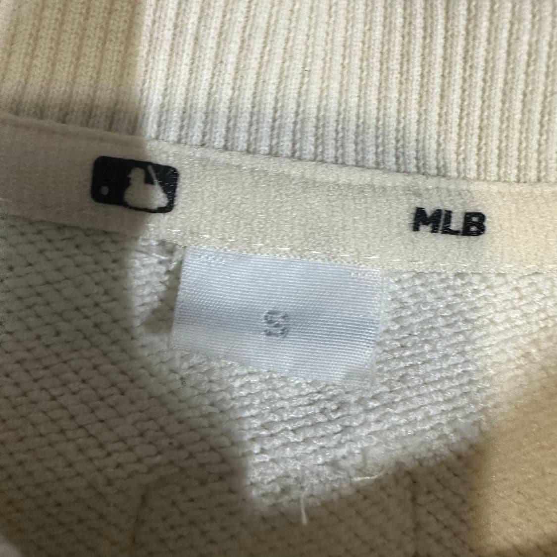 ✨ (바배) MLB 모노그램 자카드 오버핏 맨투맨 상품이미지3
