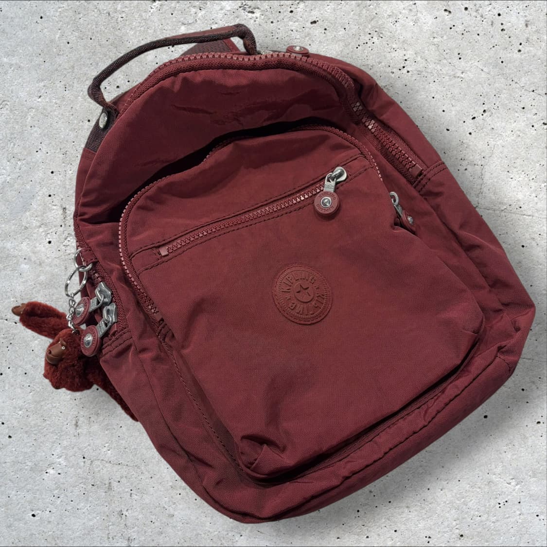 키플링 백팩 버건디 + 키링 포함 상품이미지1