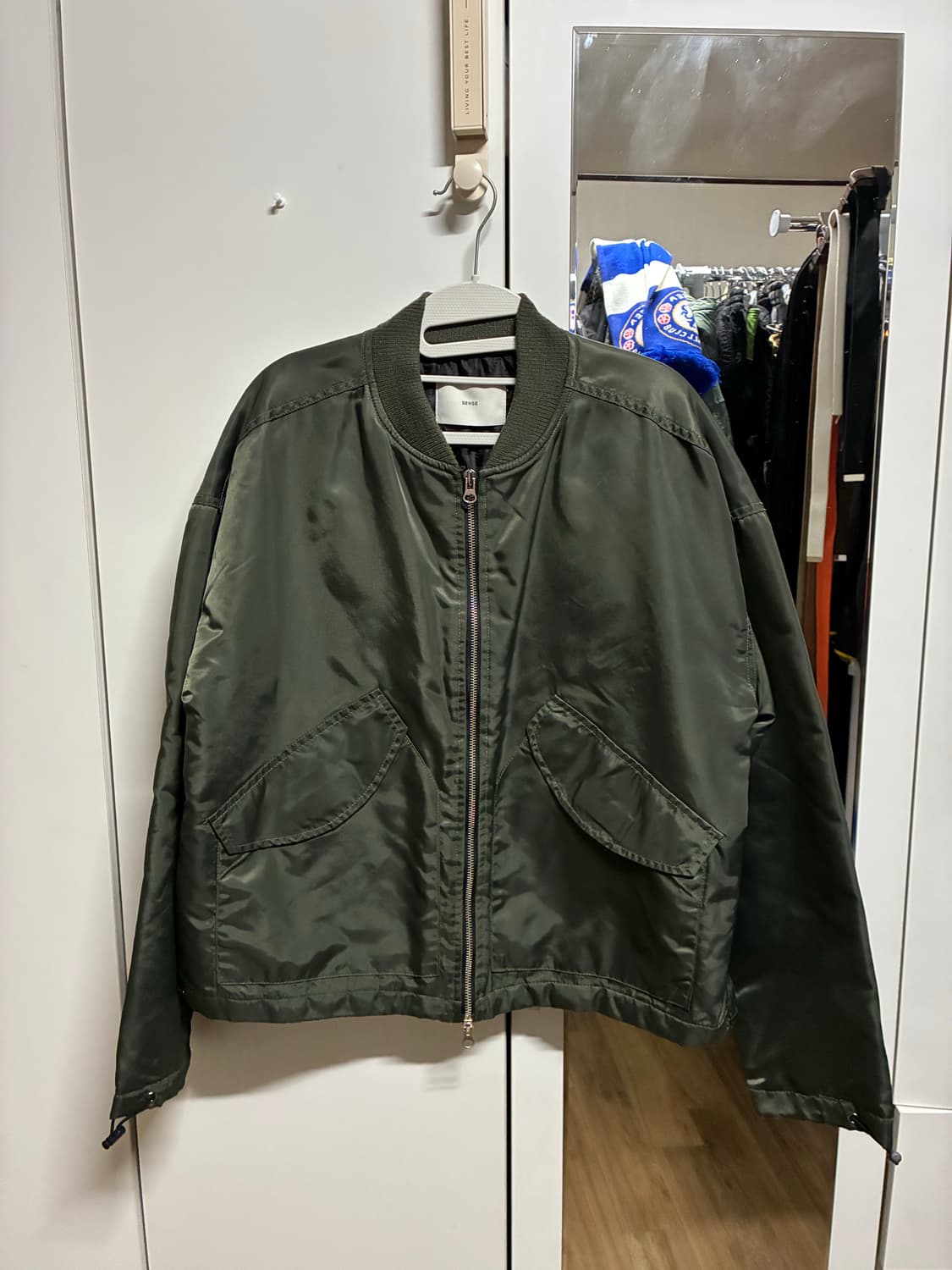 [새상품] 카키 크롭 MA-1 (L/100) 상품이미지1