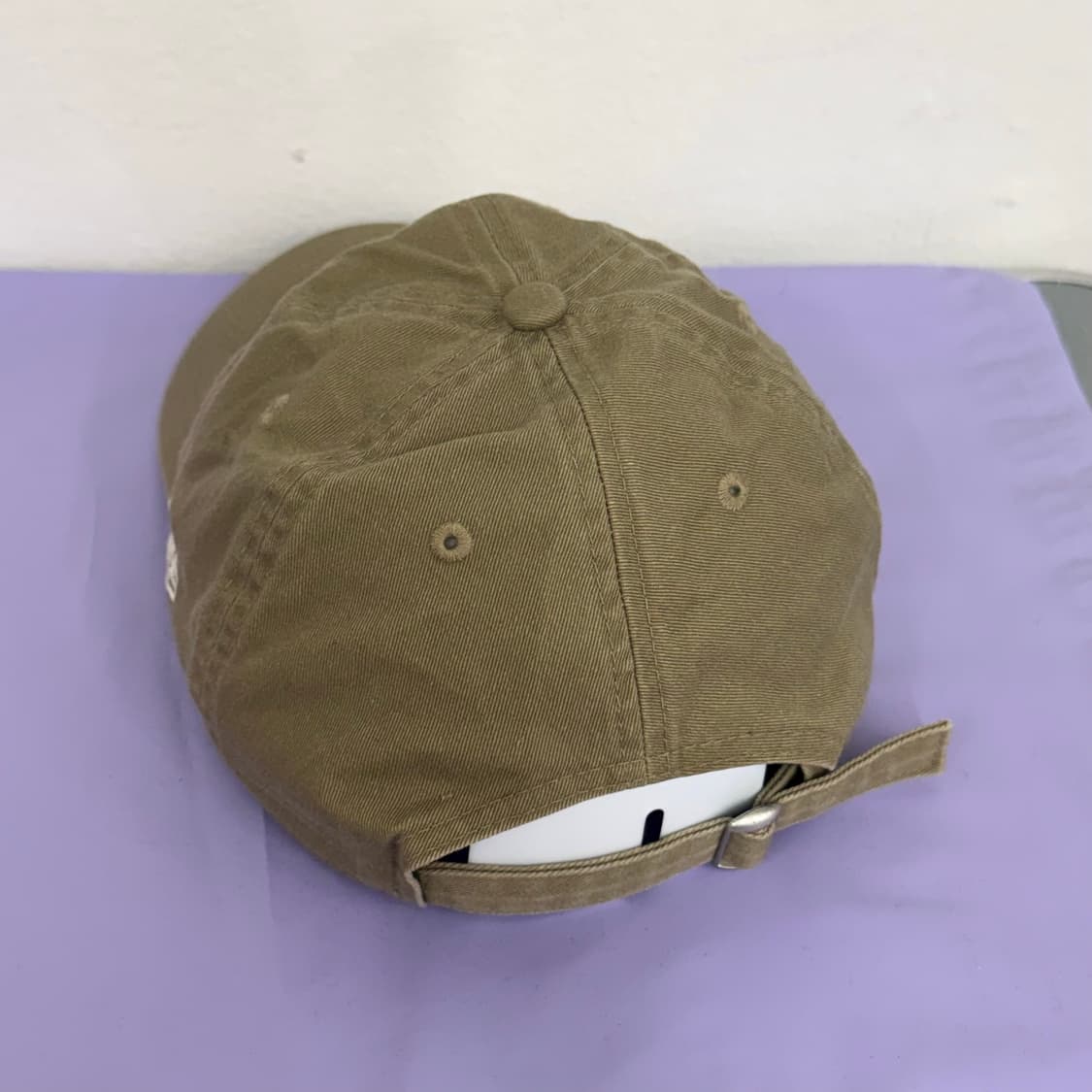 뉴에라 뉴욕 양키스 로고 카키 볼캡 OS 상품이미지3