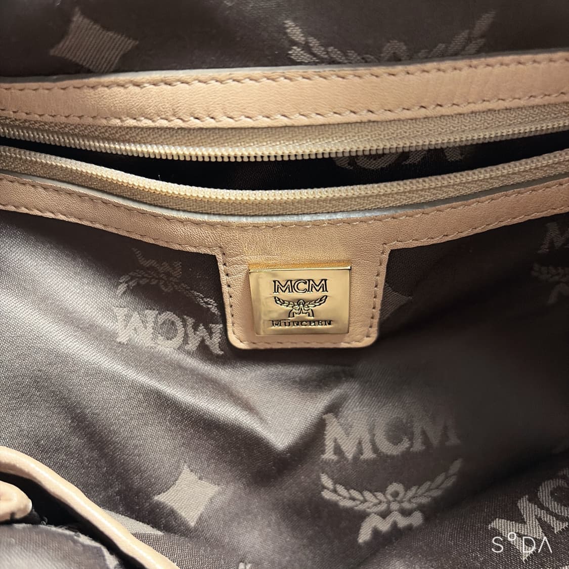 MCM 로고 숄더백 베이지 상품이미지9