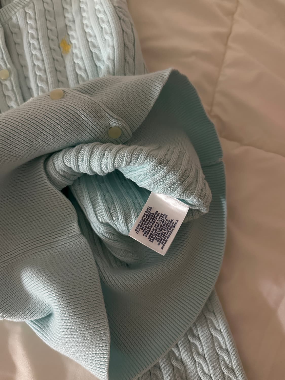 폴로 랄프로렌  미니 꽈배기 가디건 소다색 상품이미지6