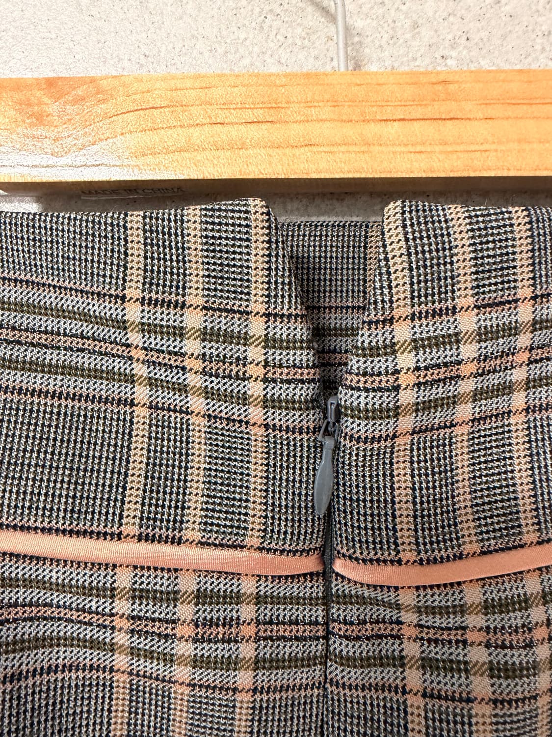 로페 펜슬슬립 여성 롱스커트 h라인 체크 그레이 상품이미지5