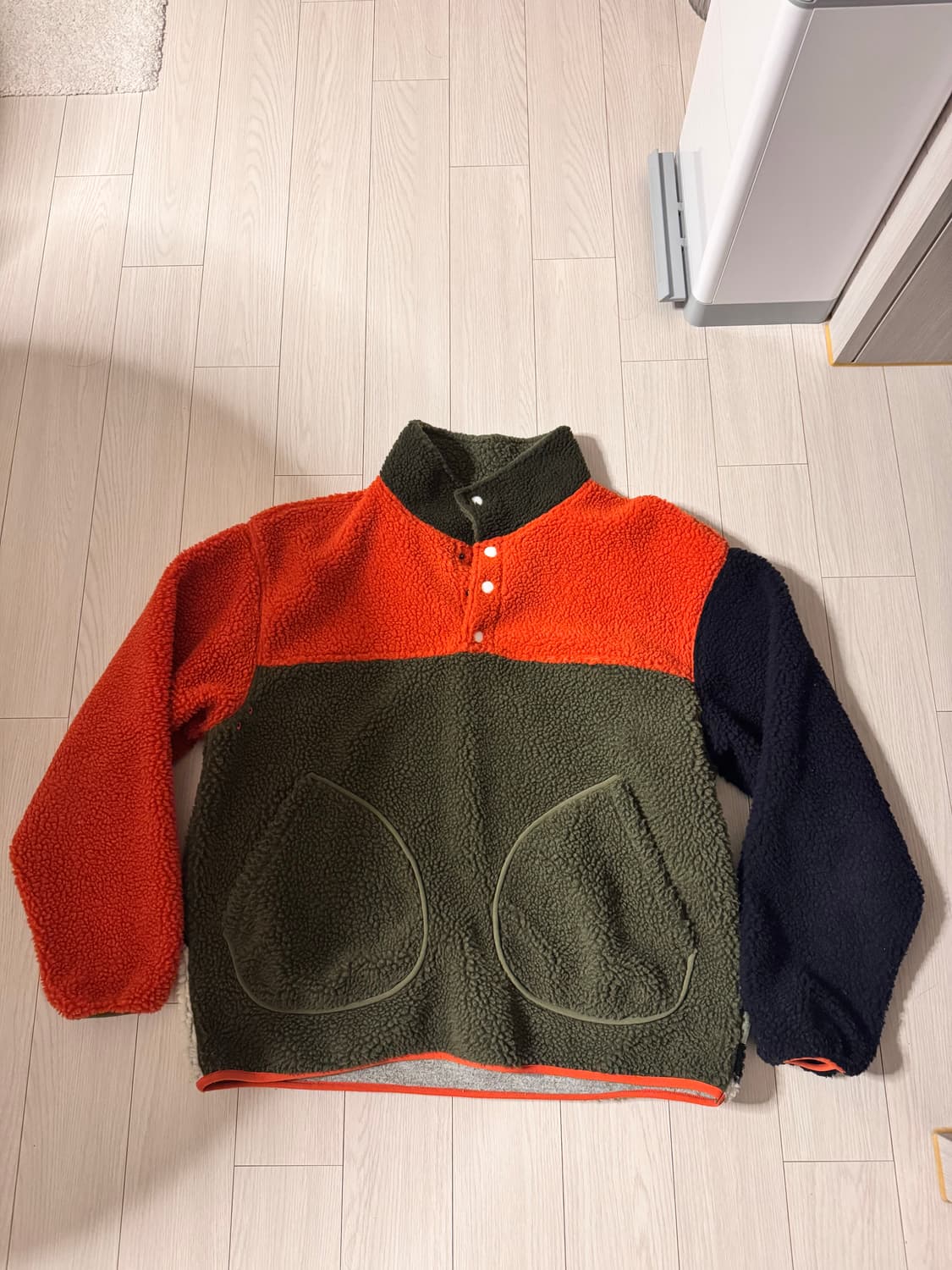 나이젤카본 X 반스볼트 신칠라 쉐르파 후리스 XL 상품이미지1