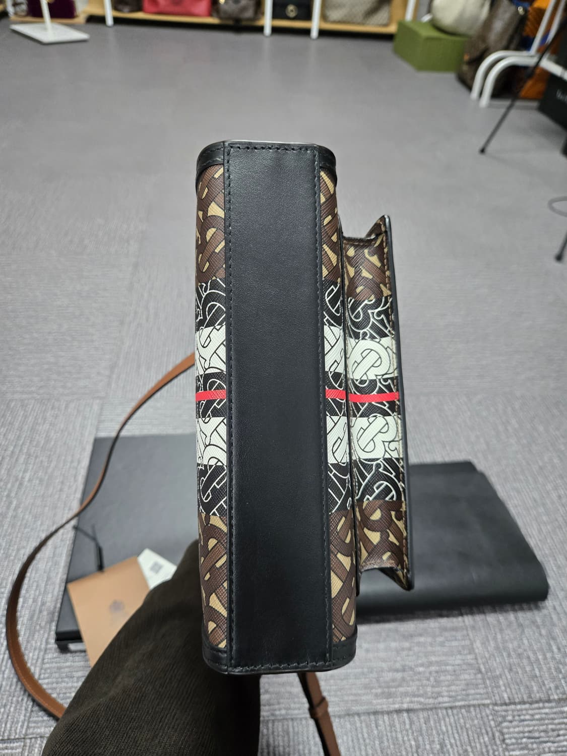 [특가][정품] 버버리 스프라이트 토트 숄더백 상품이미지6