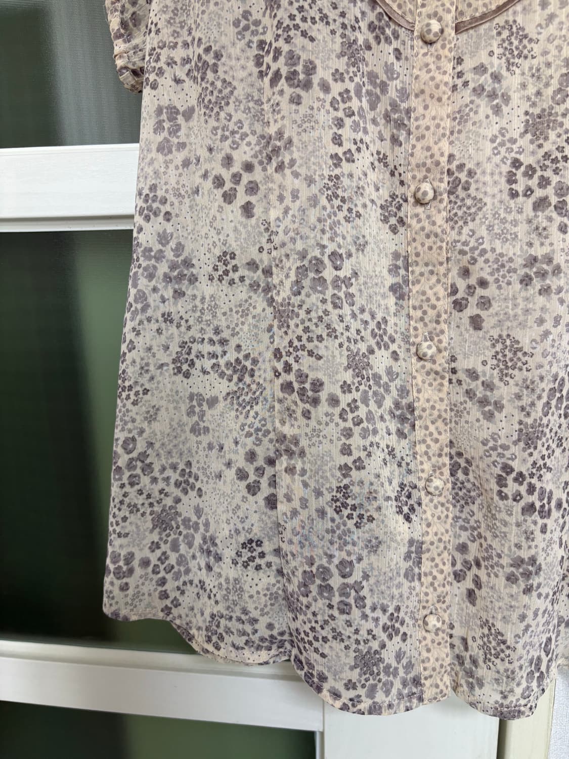 잔꽃 헨리넥 반소매 블라우스 상품이미지4