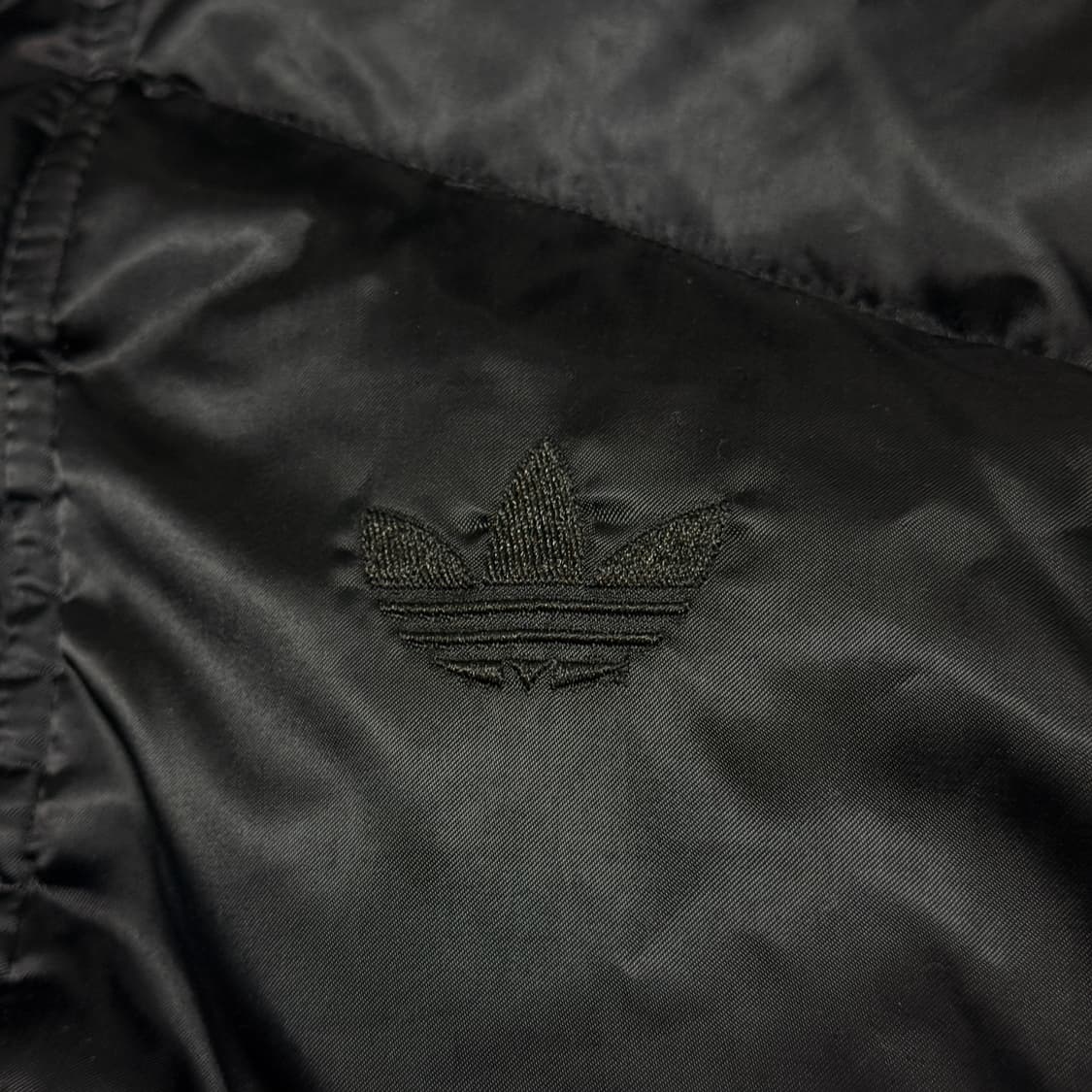 아디다스 블랙 봄버 패딩 m 상품이미지4