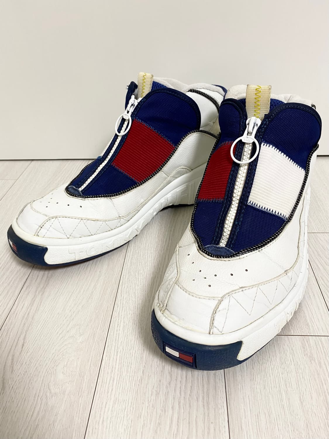 1997년 TOMMY HILFIGER SNEAKERS OG 상품이미지1