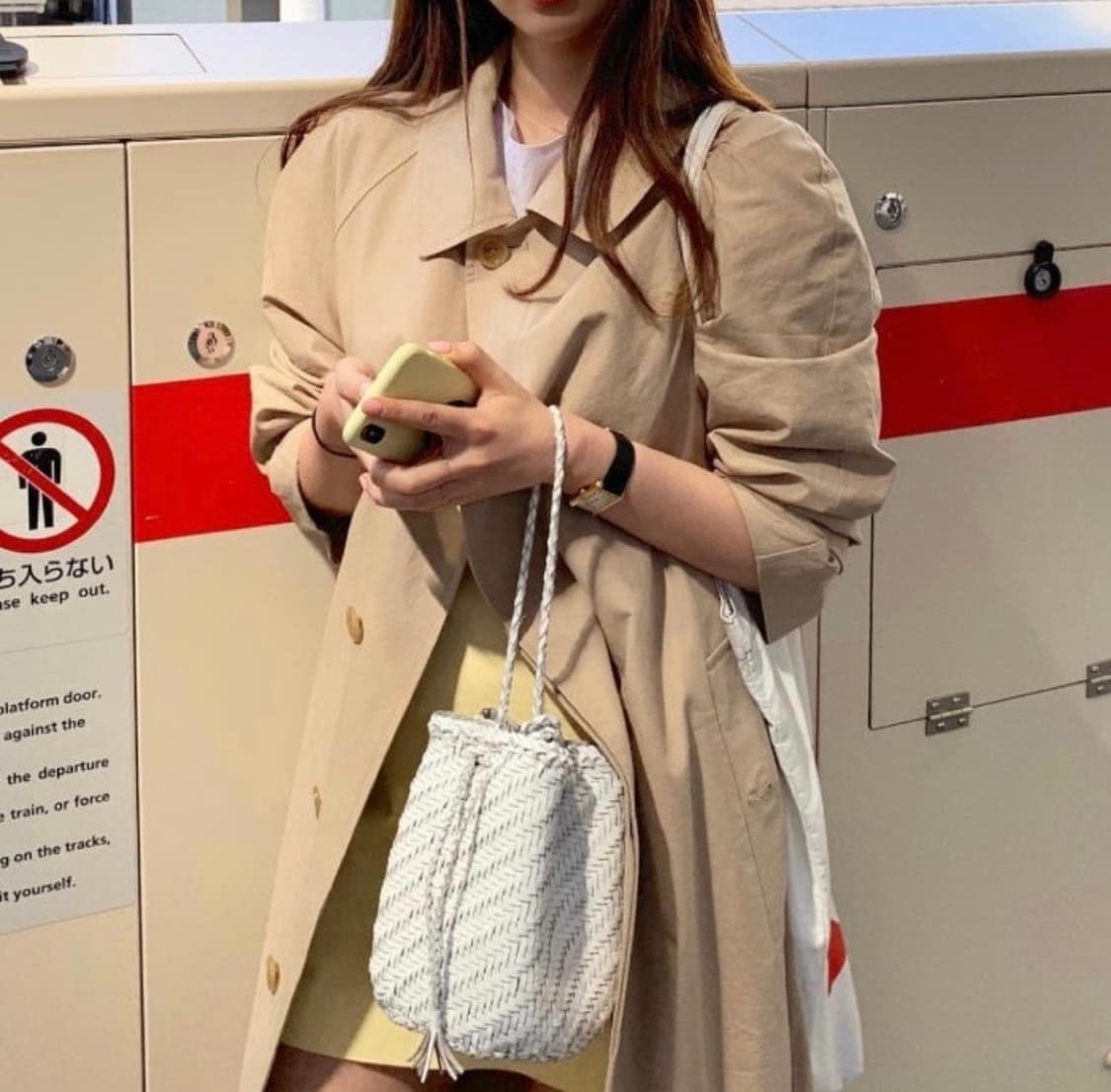 샵마그넷 바이윤하 래글런 트렌치코트 상품이미지1