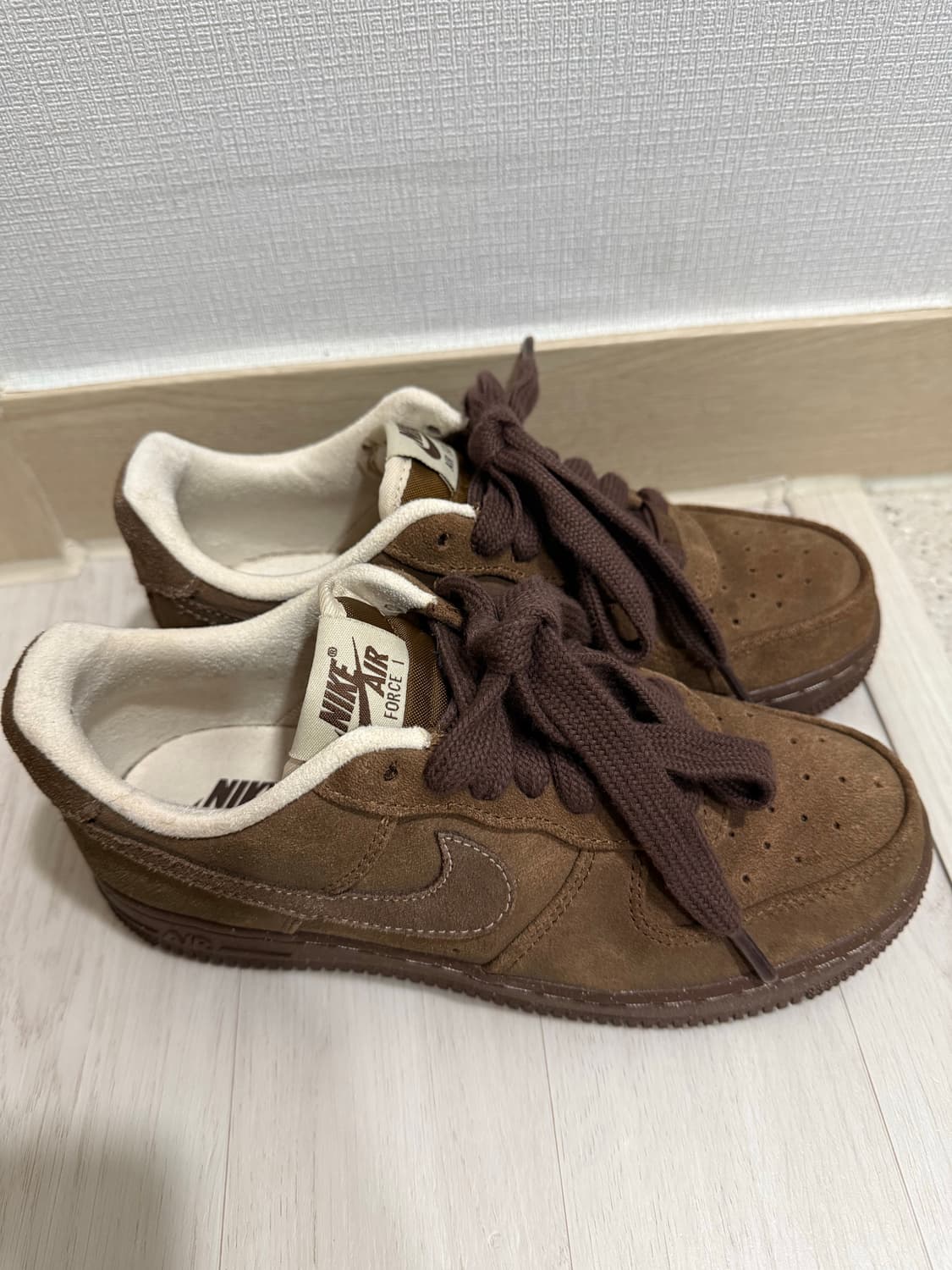 나이키 에어포스 235 카카오 와우 초코포스 상품이미지3