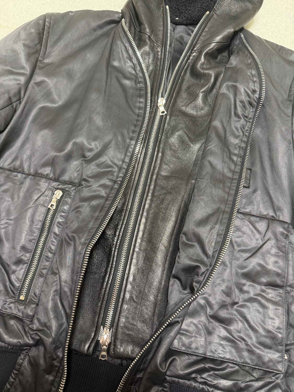 아티잔 페이크레더 레이어드 후드집업 상품이미지3