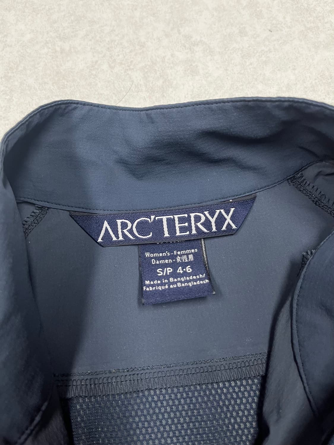 아크테릭스 여성 나일론 집업 조끼  상품이미지3