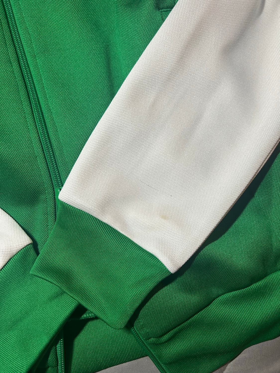 유일매물💚)아디다스 초록 흰색 배색 PAKAIAN 져지 상품이미지2