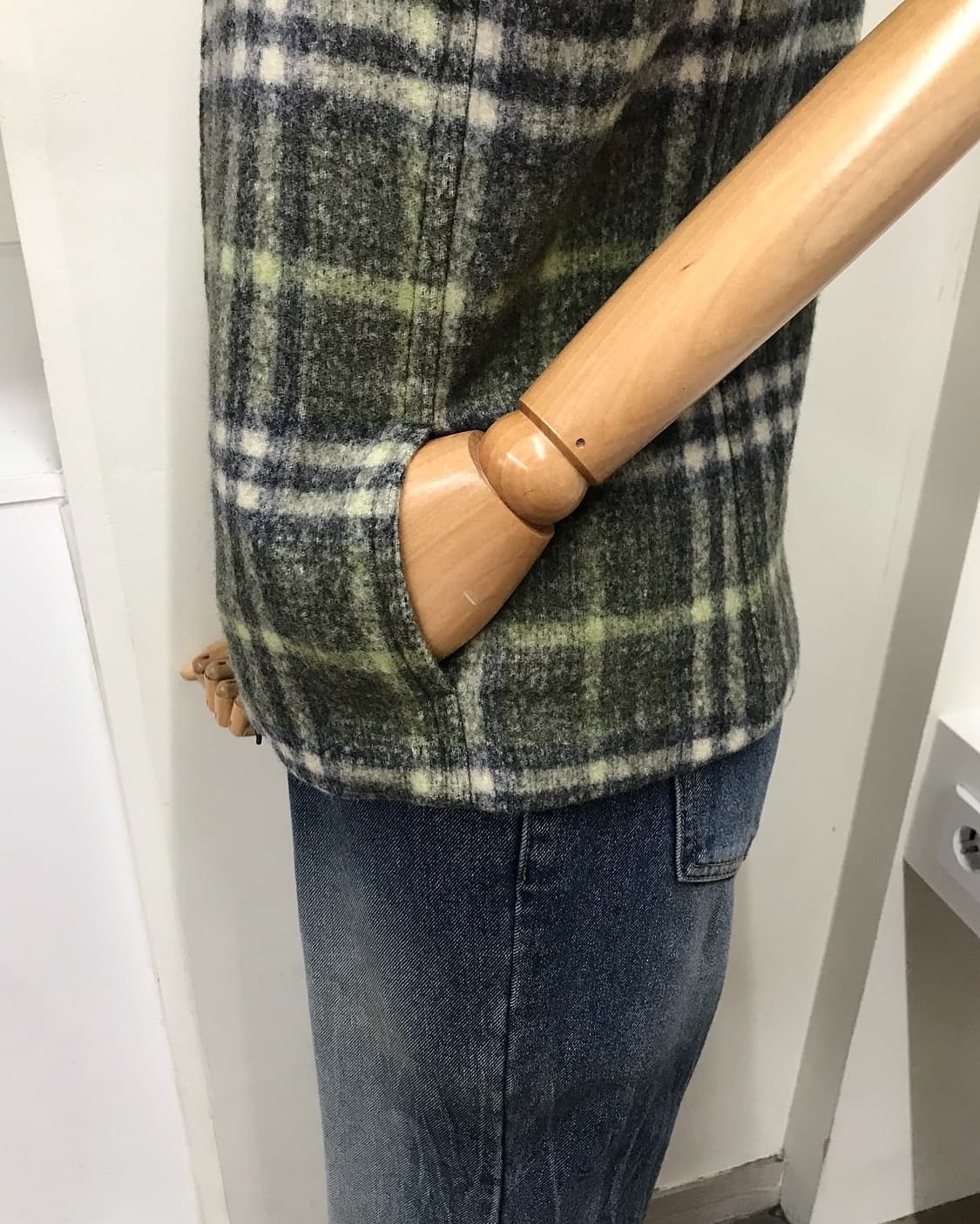 버버리 울 체크 베스트 자켓 상품이미지9