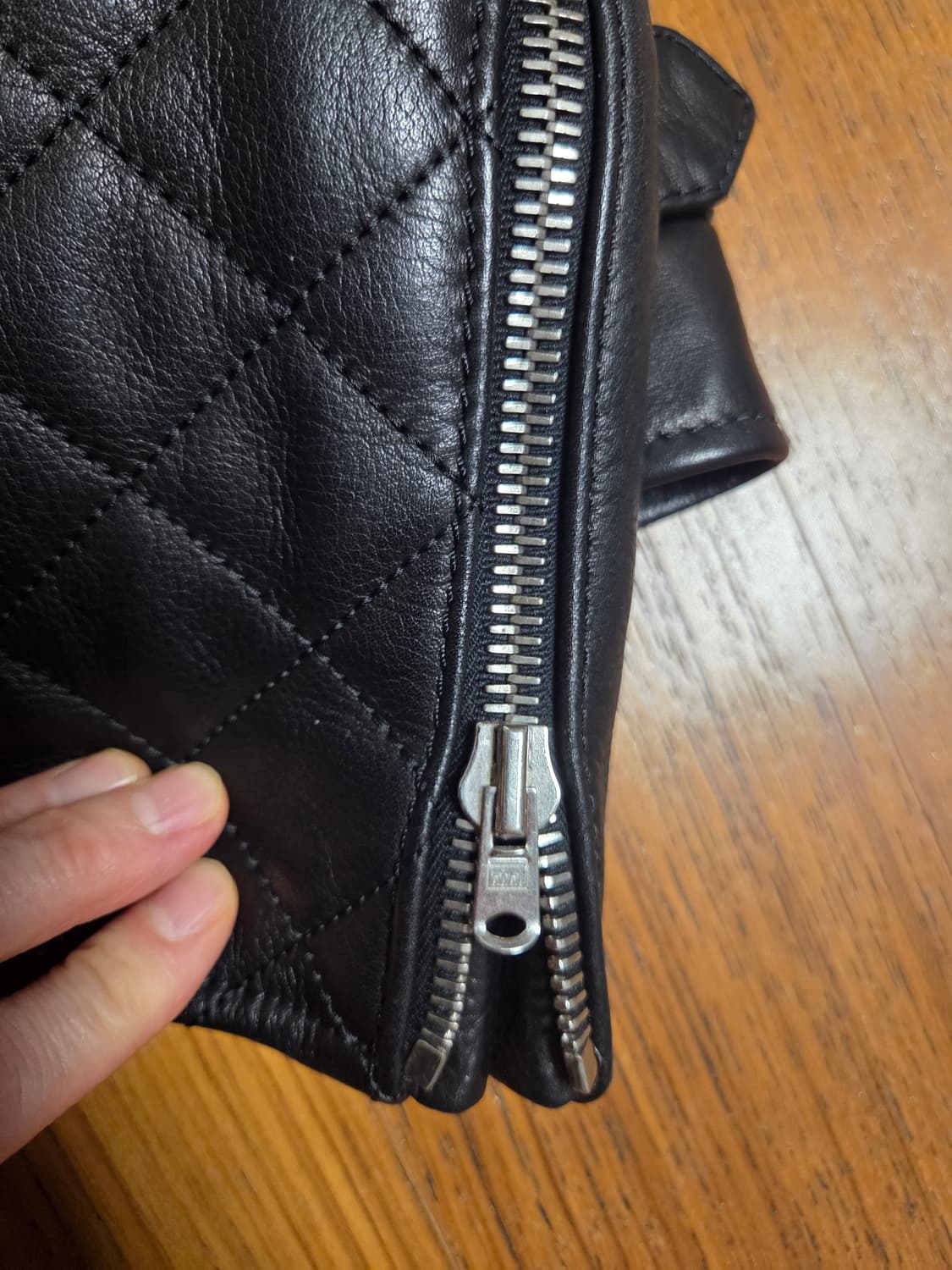 The Kooples 블랙 가죽 라이더 자켓 상품이미지5