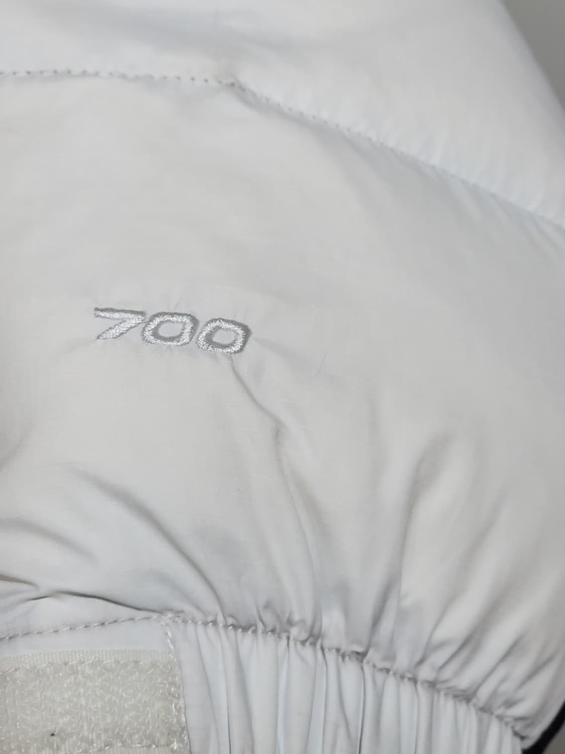 (S) 노스페이스 눕시 패딩점퍼 검흰 700 다운자켓  상품이미지5