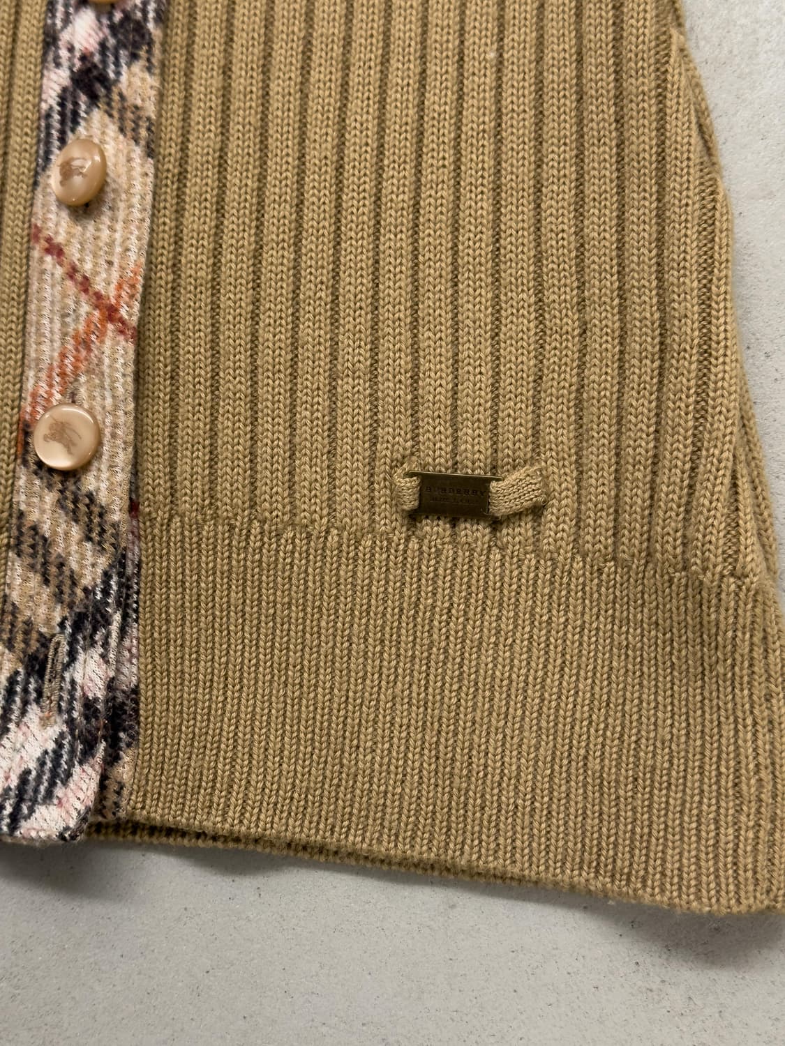 버버리 체크 가디건 상품이미지5