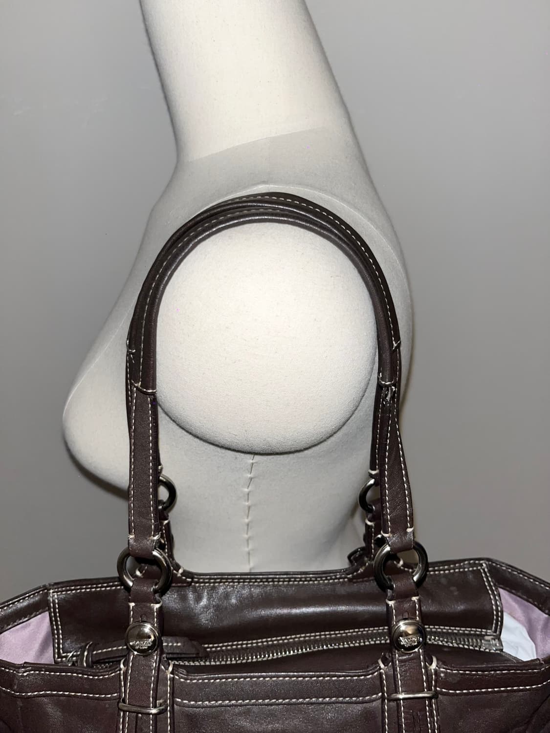 📦Coach Brown leather shoulder bag 상품이미지6