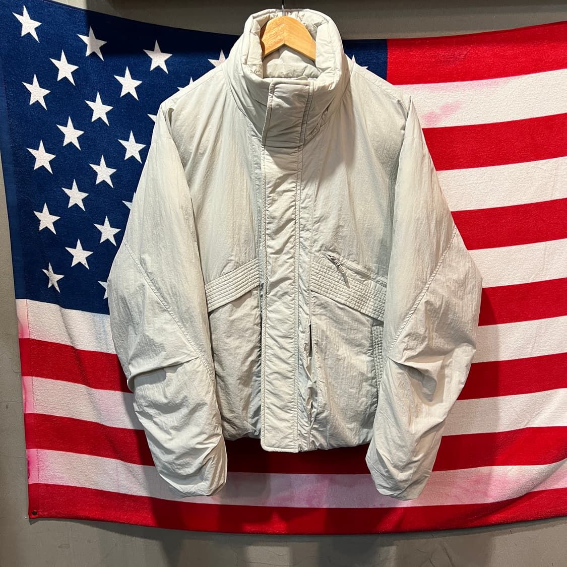 코드그라피 패딩 점퍼 상품이미지1