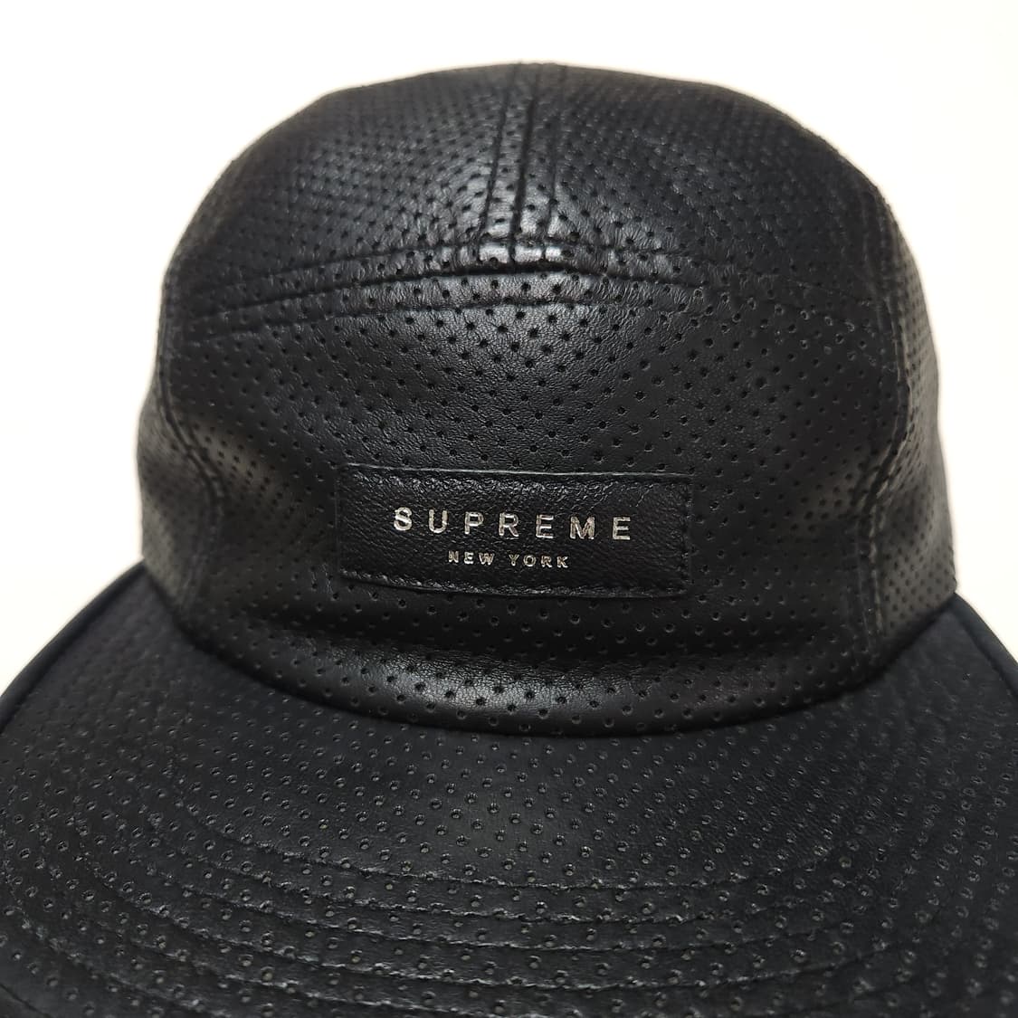 [OS] 14ss Supreme Perforated 레더 캠프캡 상품이미지2