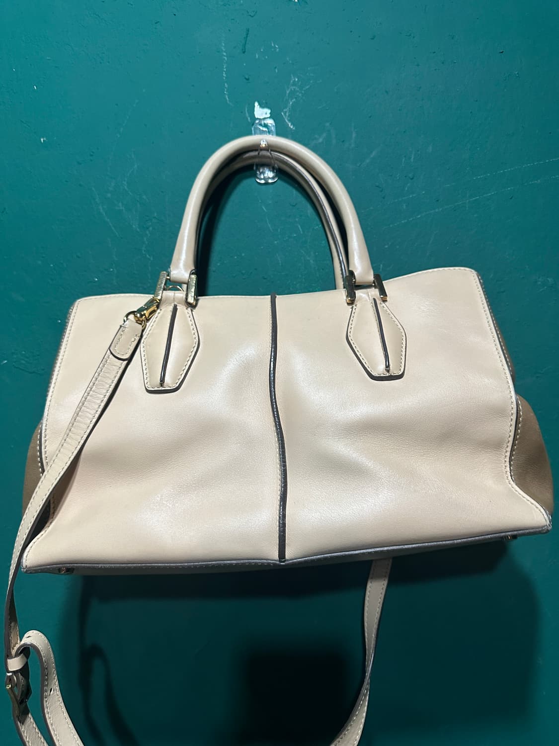 토즈 가죽 크로스백 아이보리 상품이미지2