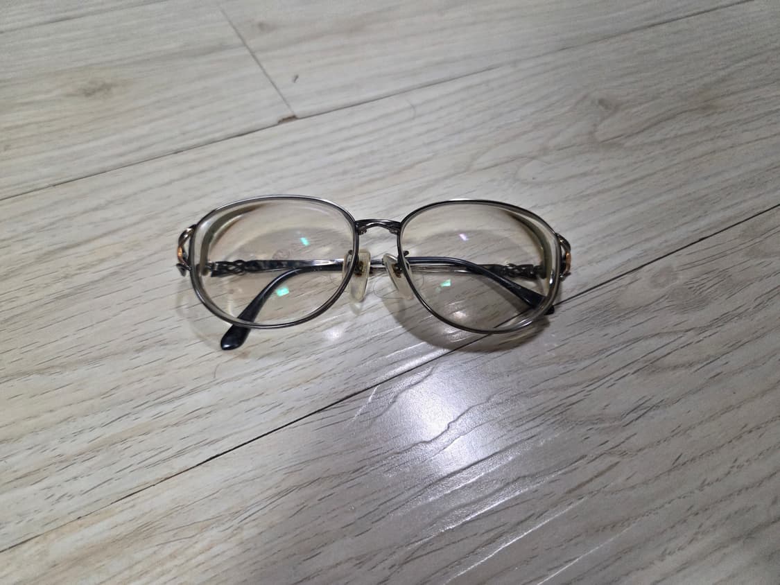 생로랑 안경테 상품이미지1