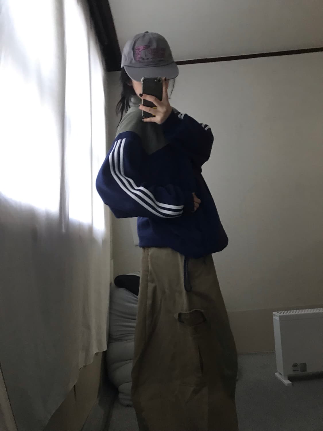 아디다스90s 카키 네이비 오버핏 후리스 상품이미지6