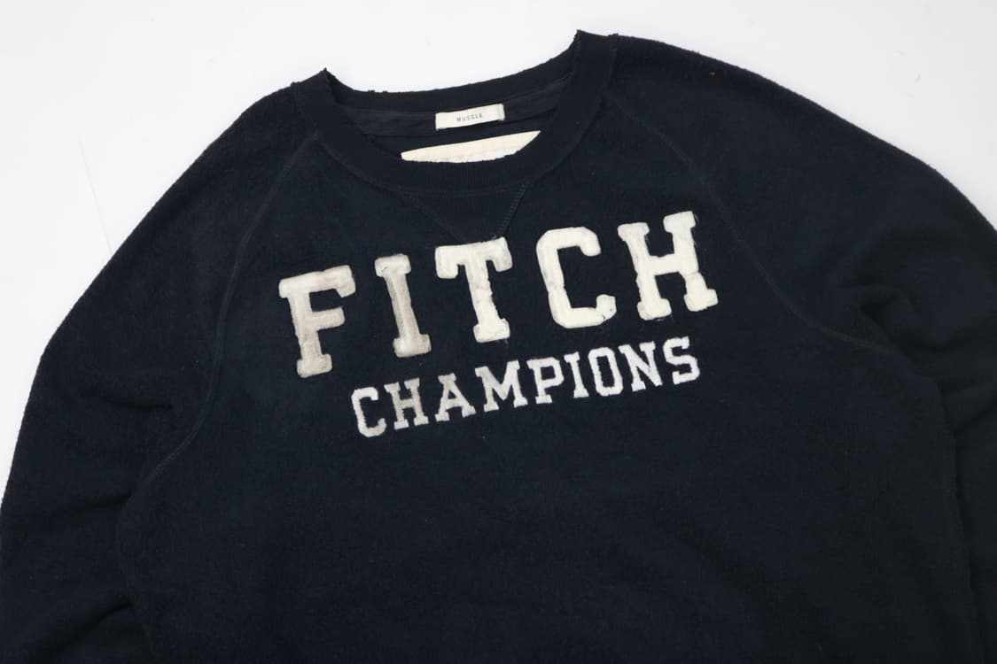 아베크롬비 앤 피치 빈티지 네이비 챔피언 자수 맨투맨 (M) 상품이미지3
