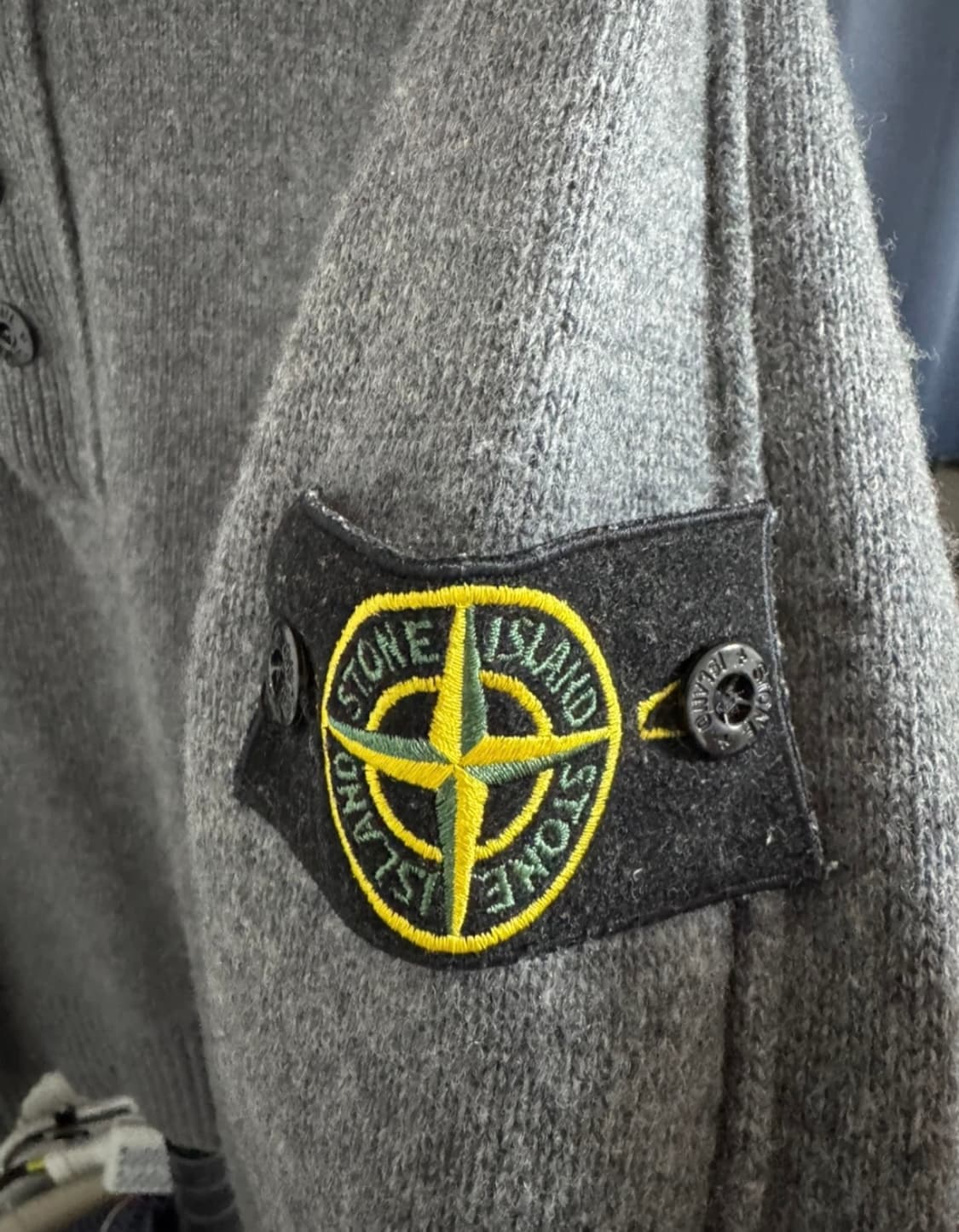 스톤아일랜드 반집업 니트 M 상품이미지2