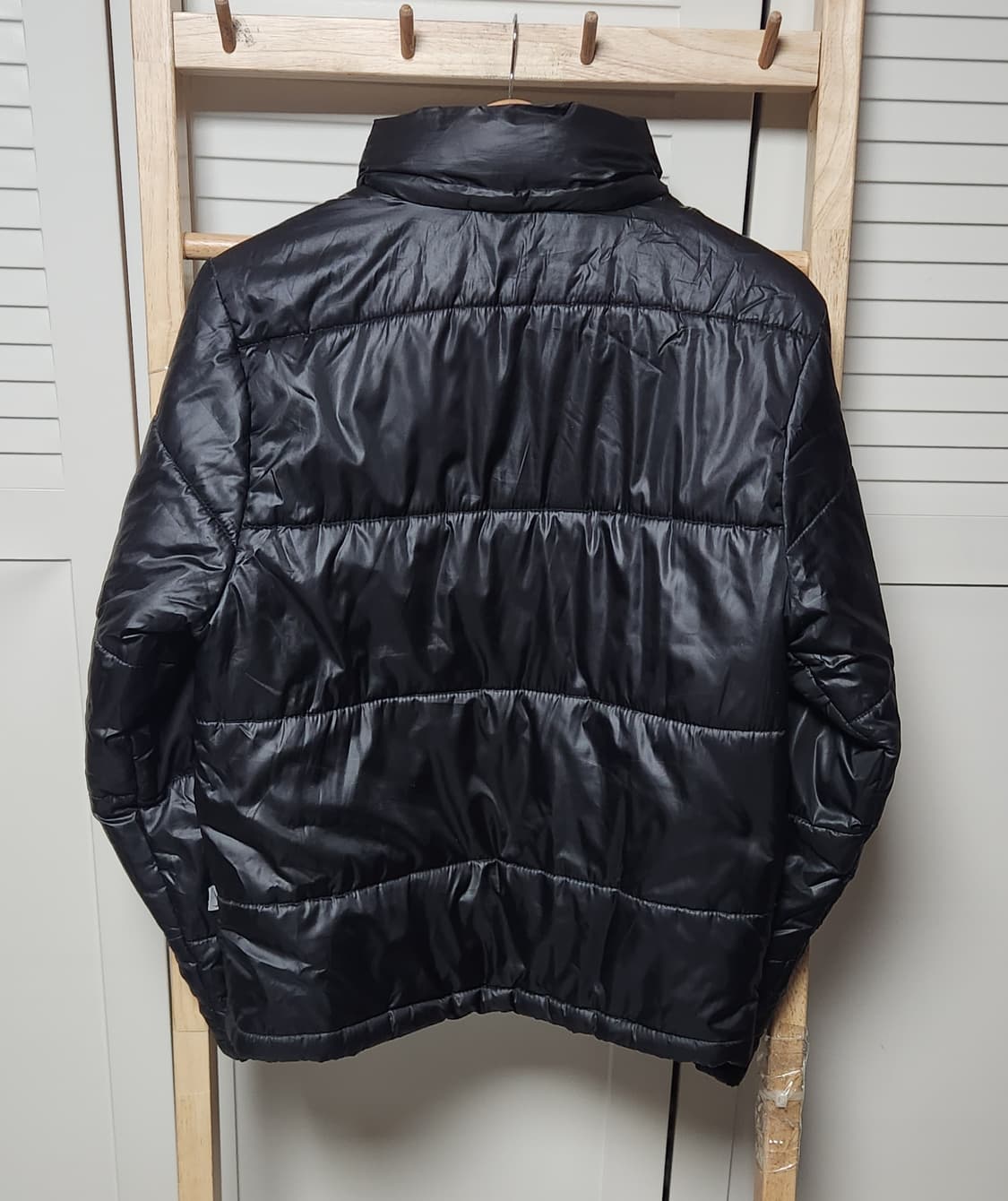 니이키 블랙 경량 점퍼 자켓 상품이미지3