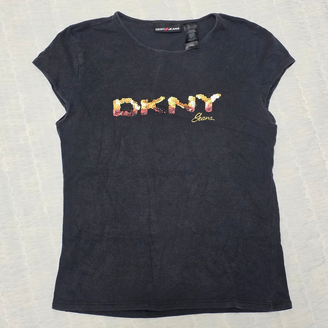 DKNY JEANS)뉴욕빈티지 블랙오네갸루st 대장스팽클 슬리브반팔티셔츠 상품이미지3