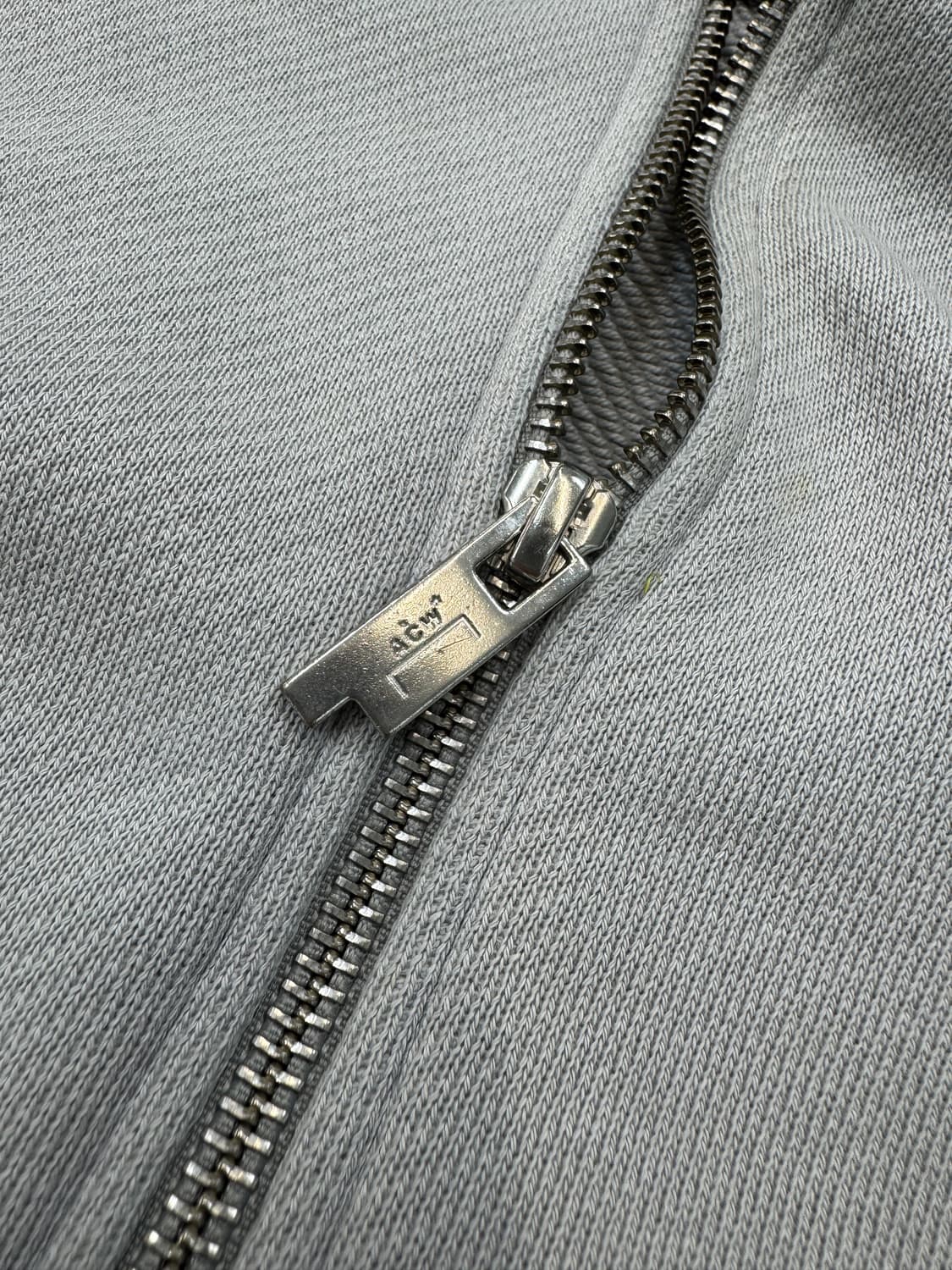 어콜드월 로고 집 후디 상품이미지6