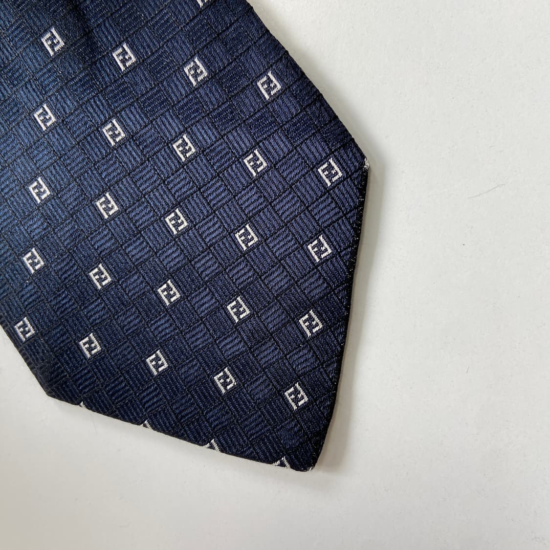 펜디(FENDI) 모노그램 명품 정품 넥타이 상품이미지8