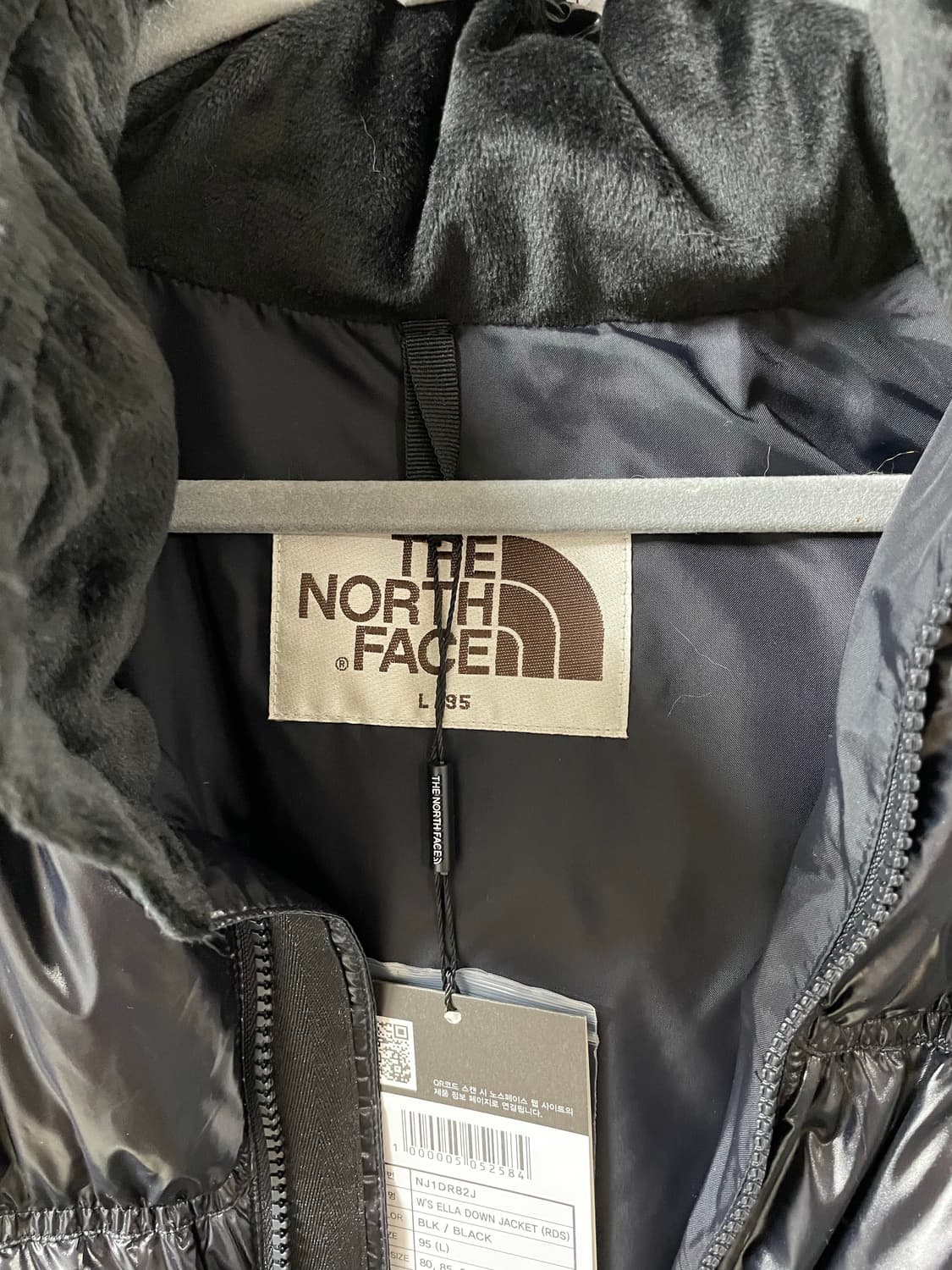 노스페이스 엘라 다운 블랙 95L 상품이미지8