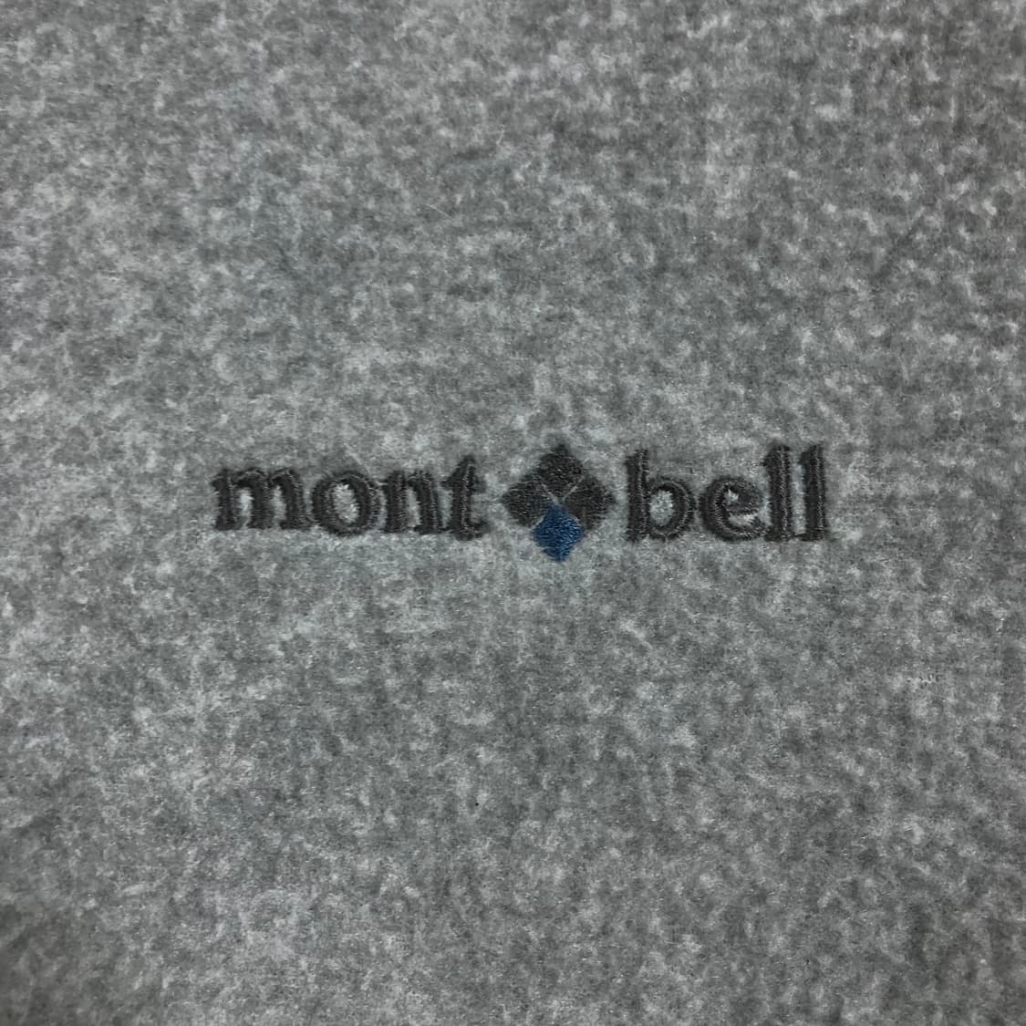 몽벨 스몰 로고 하프 집업 그레이 플리스 맨투맨 상품이미지2