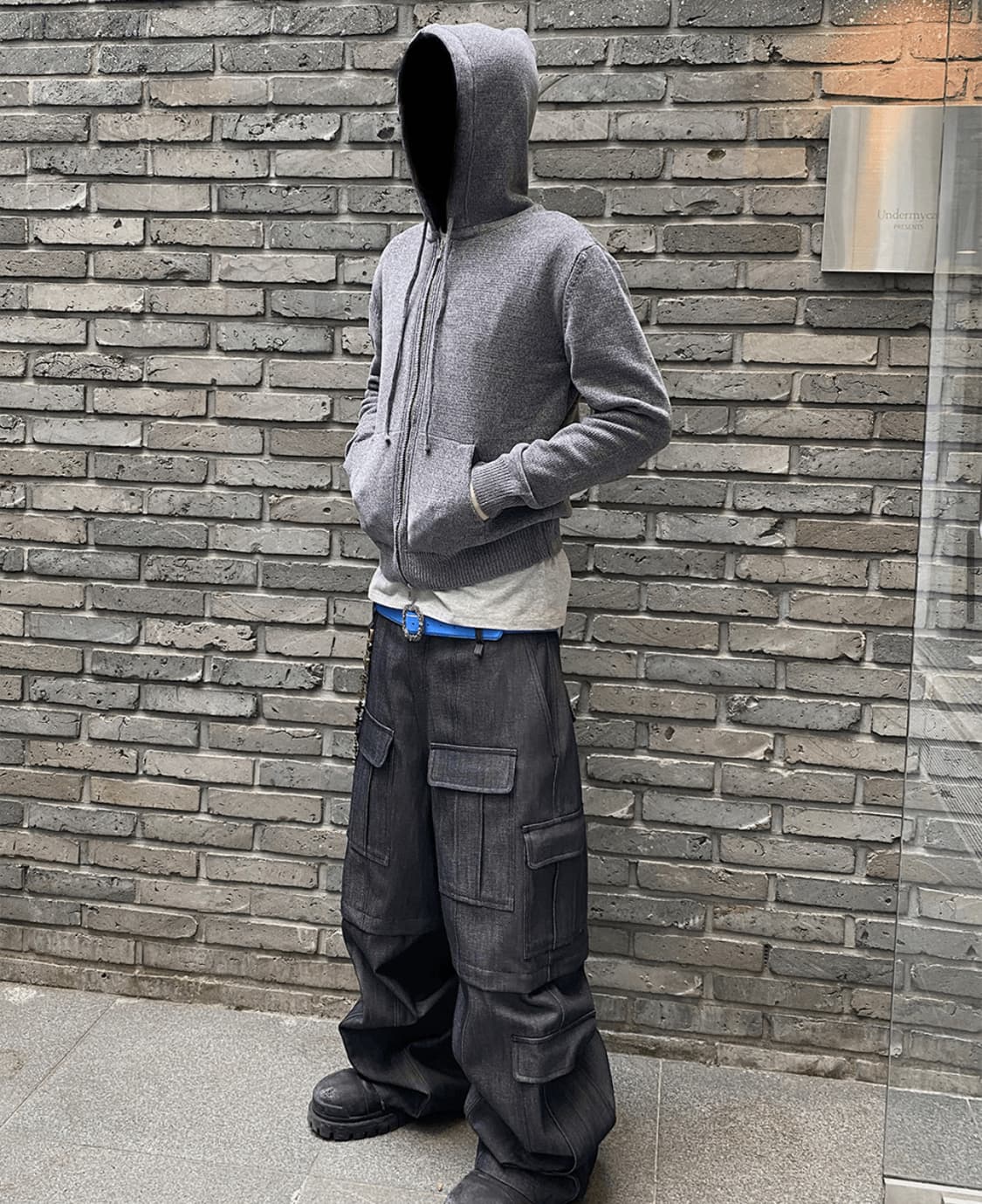 언더마이카 25ss 플로럴 핀장식 어쌔신 벨벳 얀 니트 후드짚업 상품이미지3