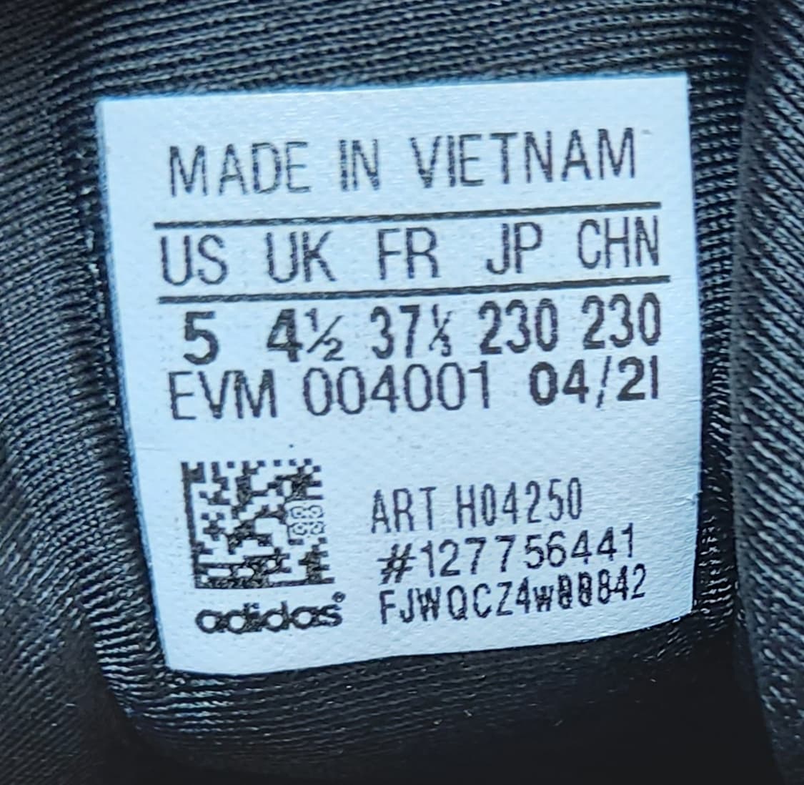 아디다스 오젤리아 코어 블랙/카본(230mm)

 상품이미지7