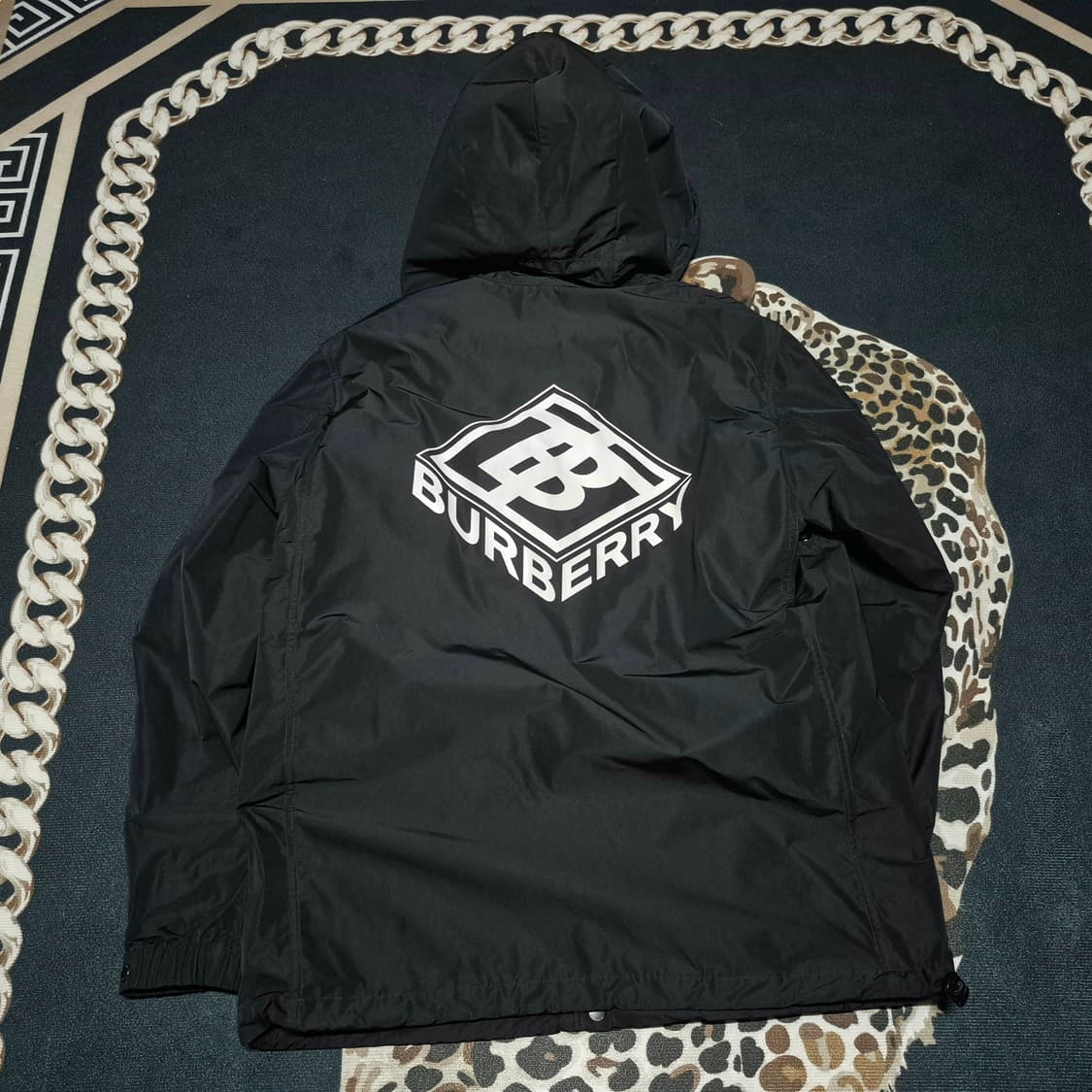 버버리 TB 로고 바람막이 자켓 52 정품 상품이미지1